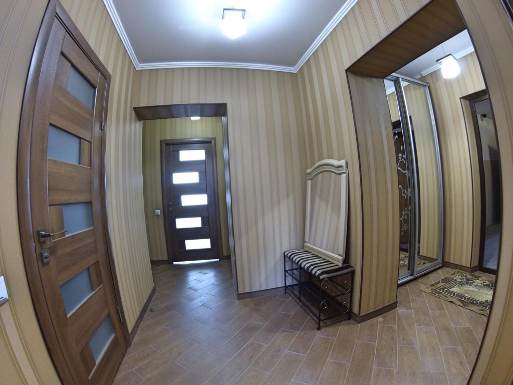 Appartement Naberezhnaya Roshen à Vinnytsia Extérieur photo